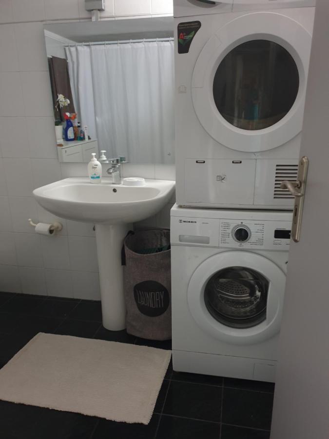 Modern 2Br City Flat 10Min From The Beach Athens Exterior photo