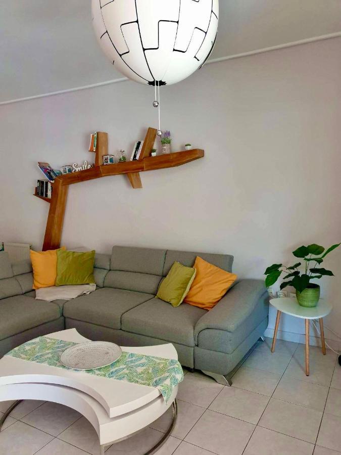 Modern 2Br City Flat 10Min From The Beach Athens Exterior photo